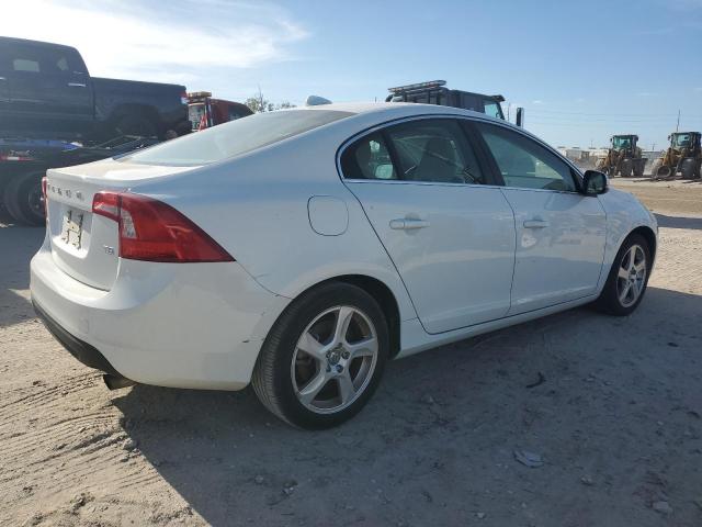 Photo 2 VIN: YV1622FS6C2043477 - VOLVO S60 T5 