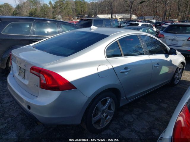 Photo 3 VIN: YV1622FS7C2103699 - VOLVO S60 