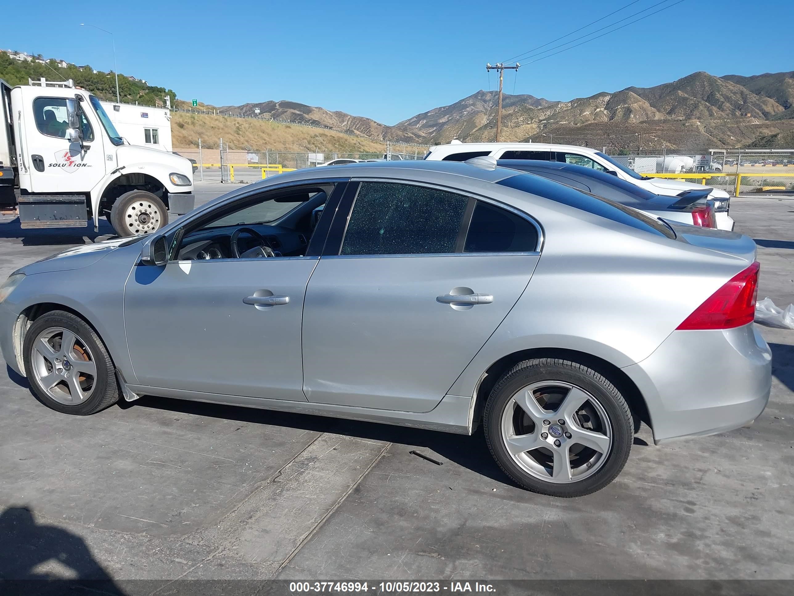 Photo 13 VIN: YV1622FS7C2128408 - VOLVO S60 