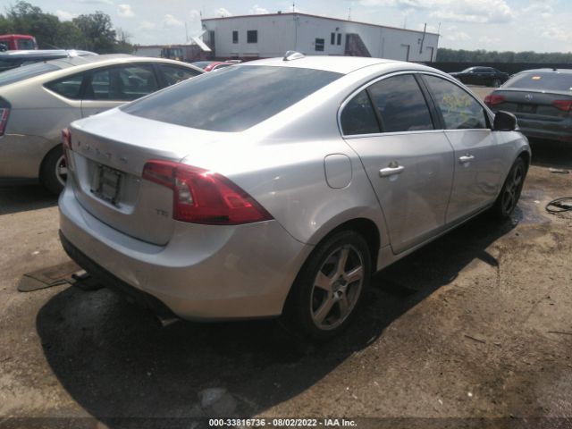 Photo 3 VIN: YV1622FS8C2089120 - VOLVO S60 