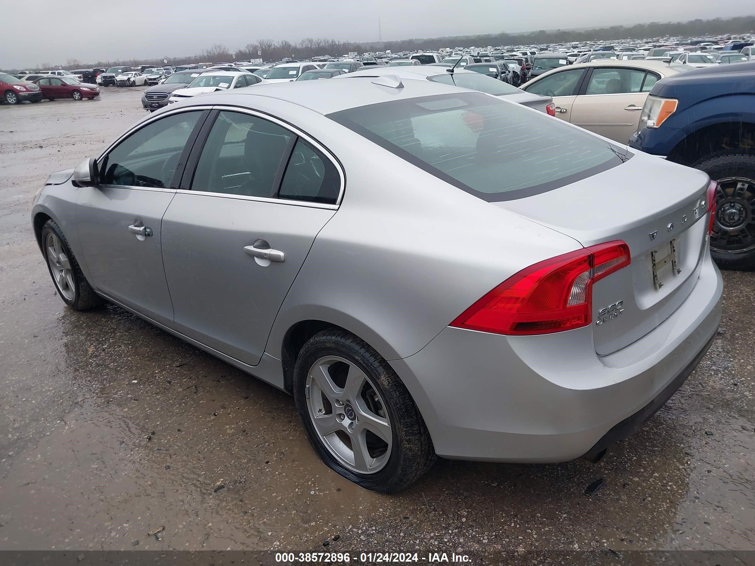 Photo 2 VIN: YV1622FS8C2115019 - VOLVO S60 