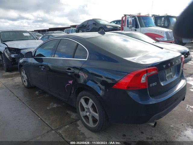 Photo 2 VIN: YV1622FS8C2122018 - VOLVO S60 