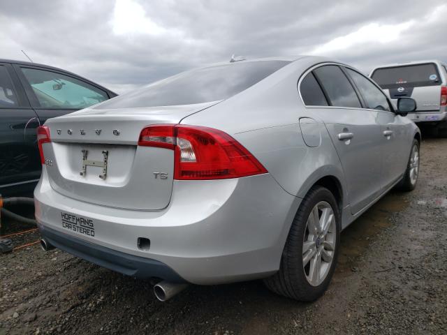 Photo 3 VIN: YV1622FS9C2110072 - VOLVO S60 T5 