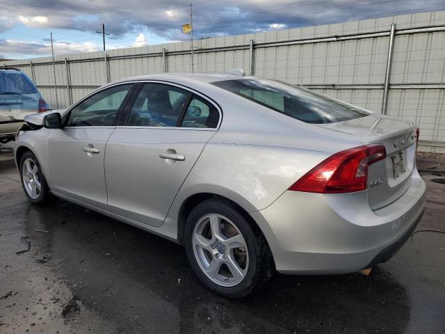 Photo 1 VIN: YV1622FS9C2132458 - VOLVO S60 T5 