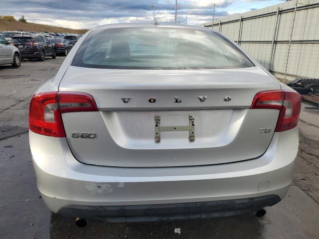 Photo 5 VIN: YV1622FS9C2132458 - VOLVO S60 T5 