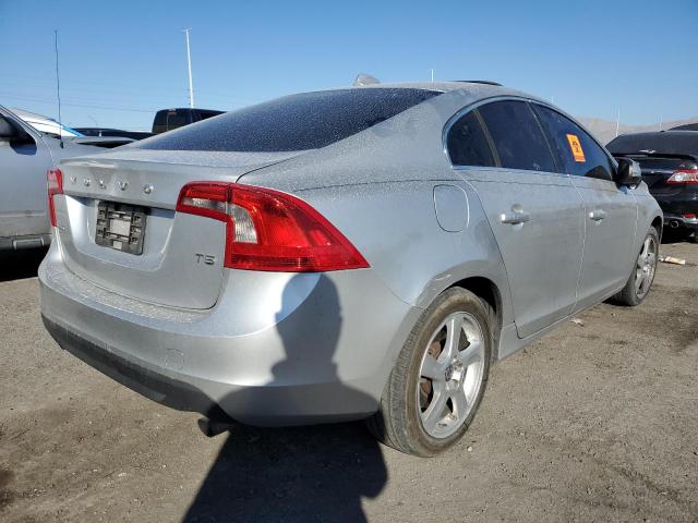 Photo 3 VIN: YV1622FSXC2048309 - VOLVO S60 T5 