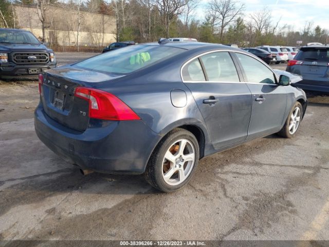 Photo 3 VIN: YV1622FSXC2135949 - VOLVO S60 