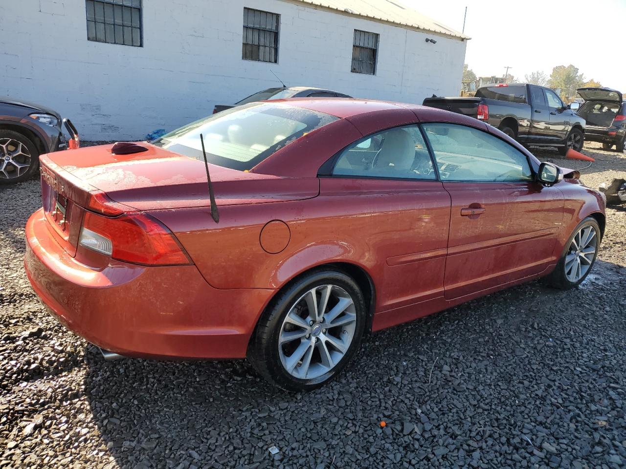 Photo 2 VIN: YV1672MC1BJ120032 - VOLVO C70 