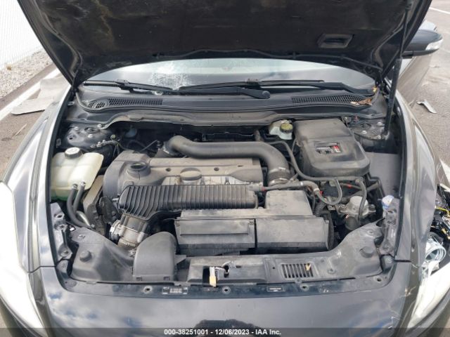 Photo 9 VIN: YV1672MC2CJ124589 - VOLVO C70 