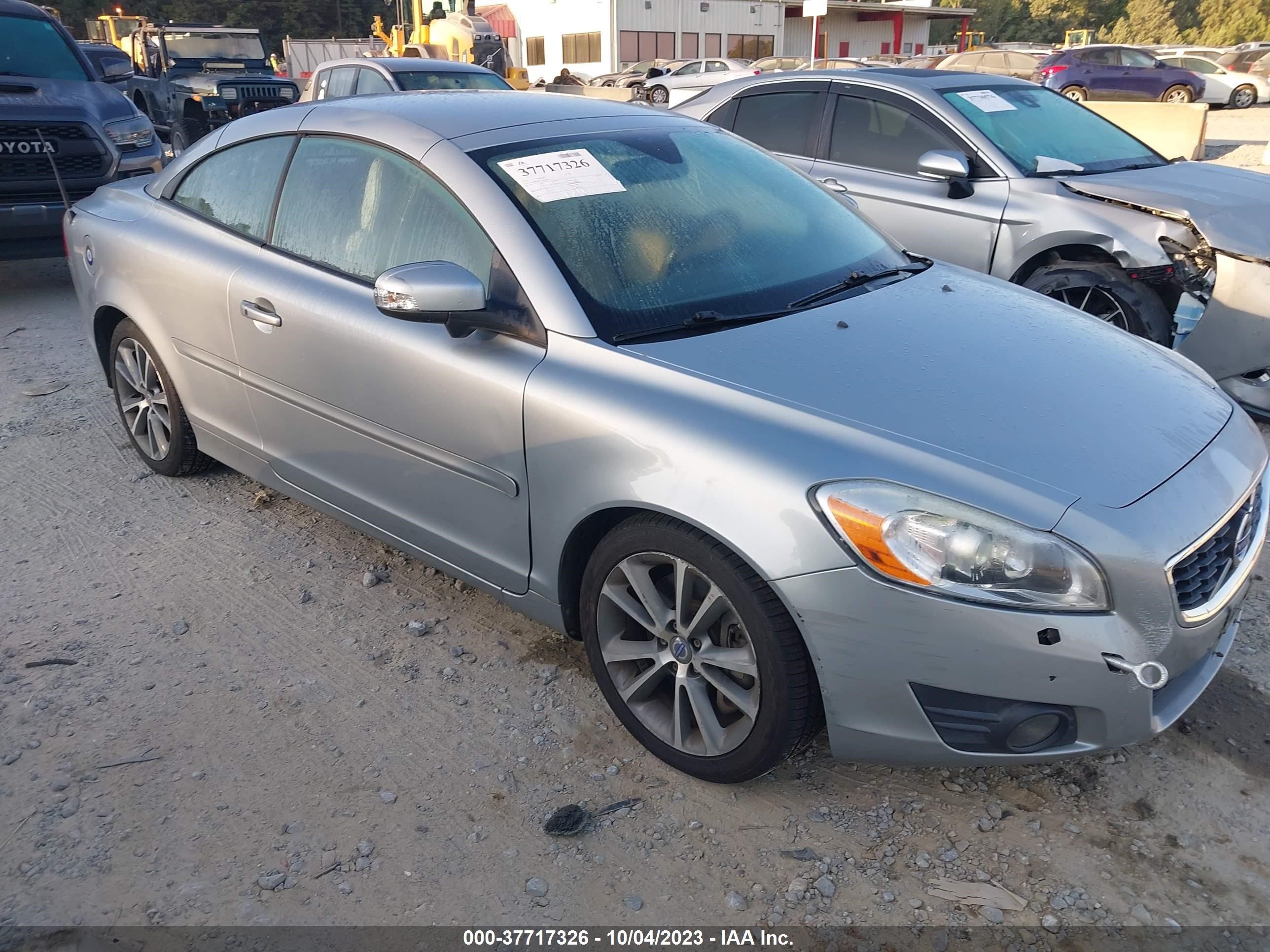 Photo 0 VIN: YV1672MC3BJ116225 - VOLVO C70 