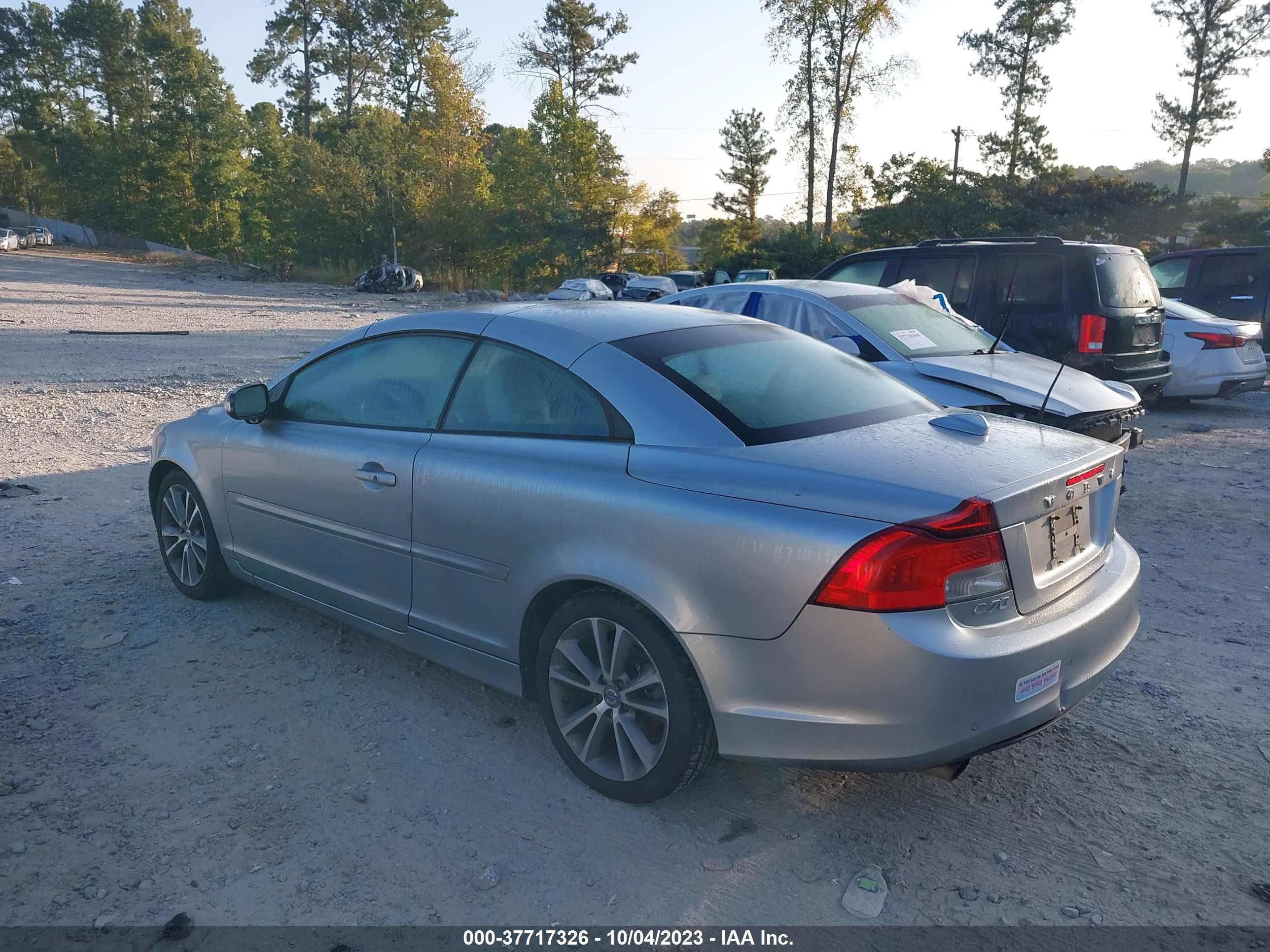 Photo 2 VIN: YV1672MC3BJ116225 - VOLVO C70 