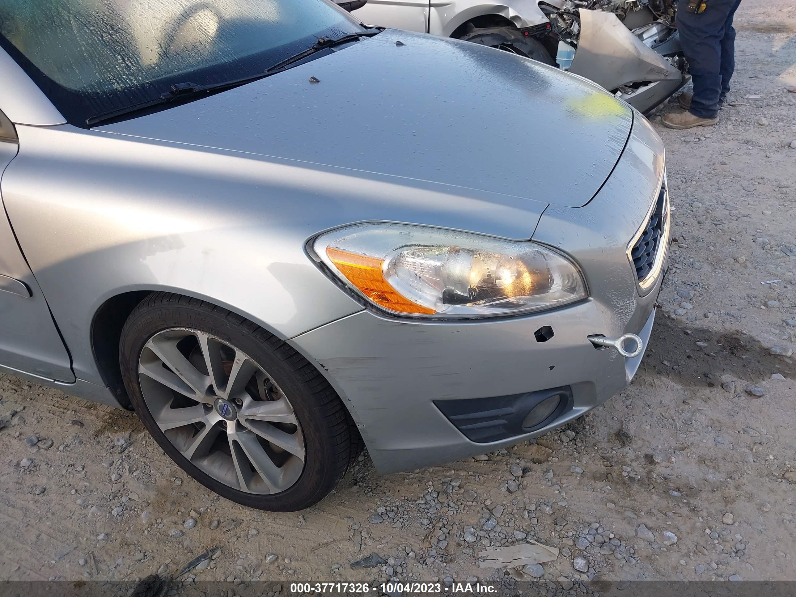 Photo 5 VIN: YV1672MC3BJ116225 - VOLVO C70 