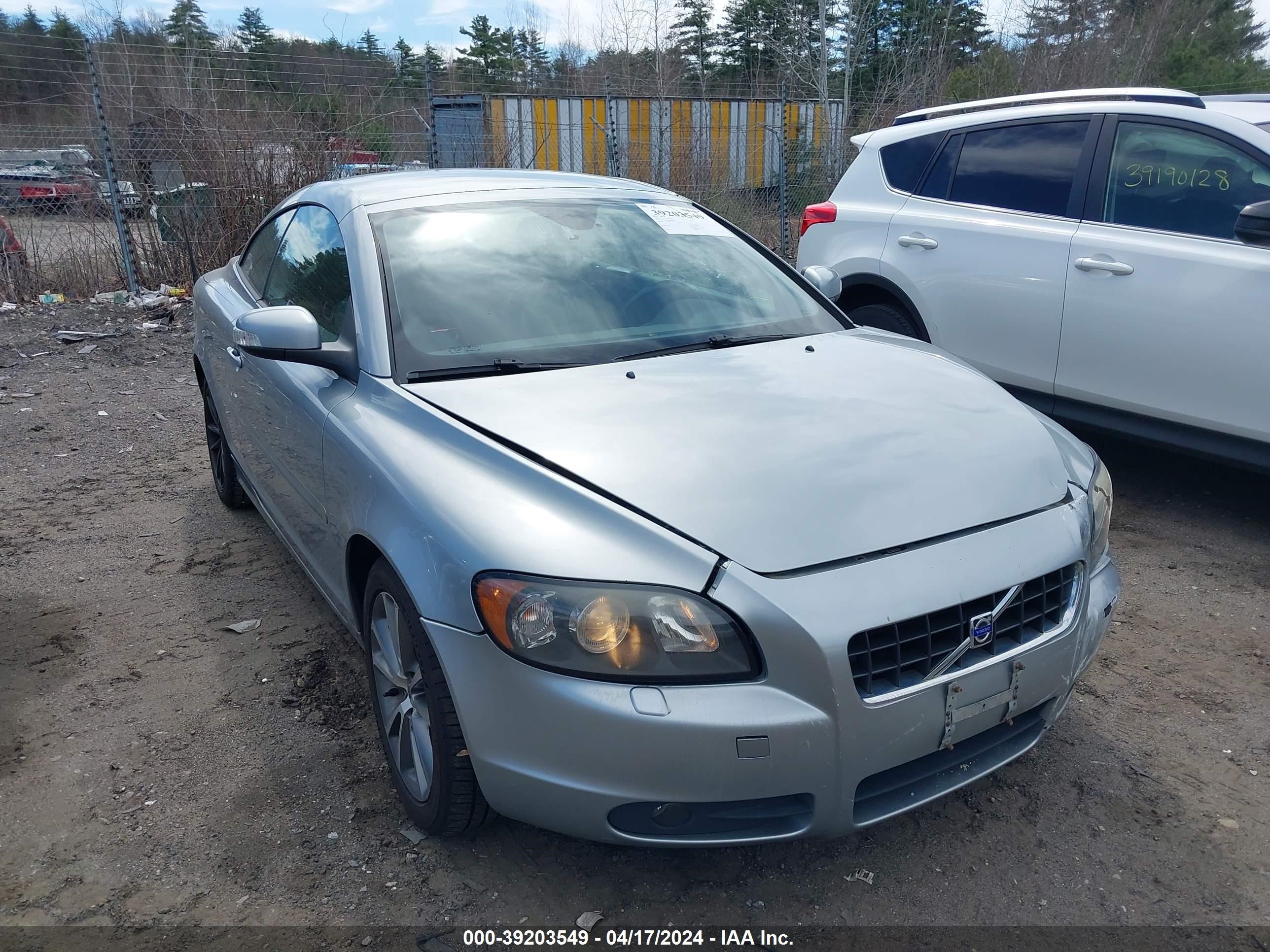 Photo 0 VIN: YV1672MC4AJ093021 - VOLVO C70 