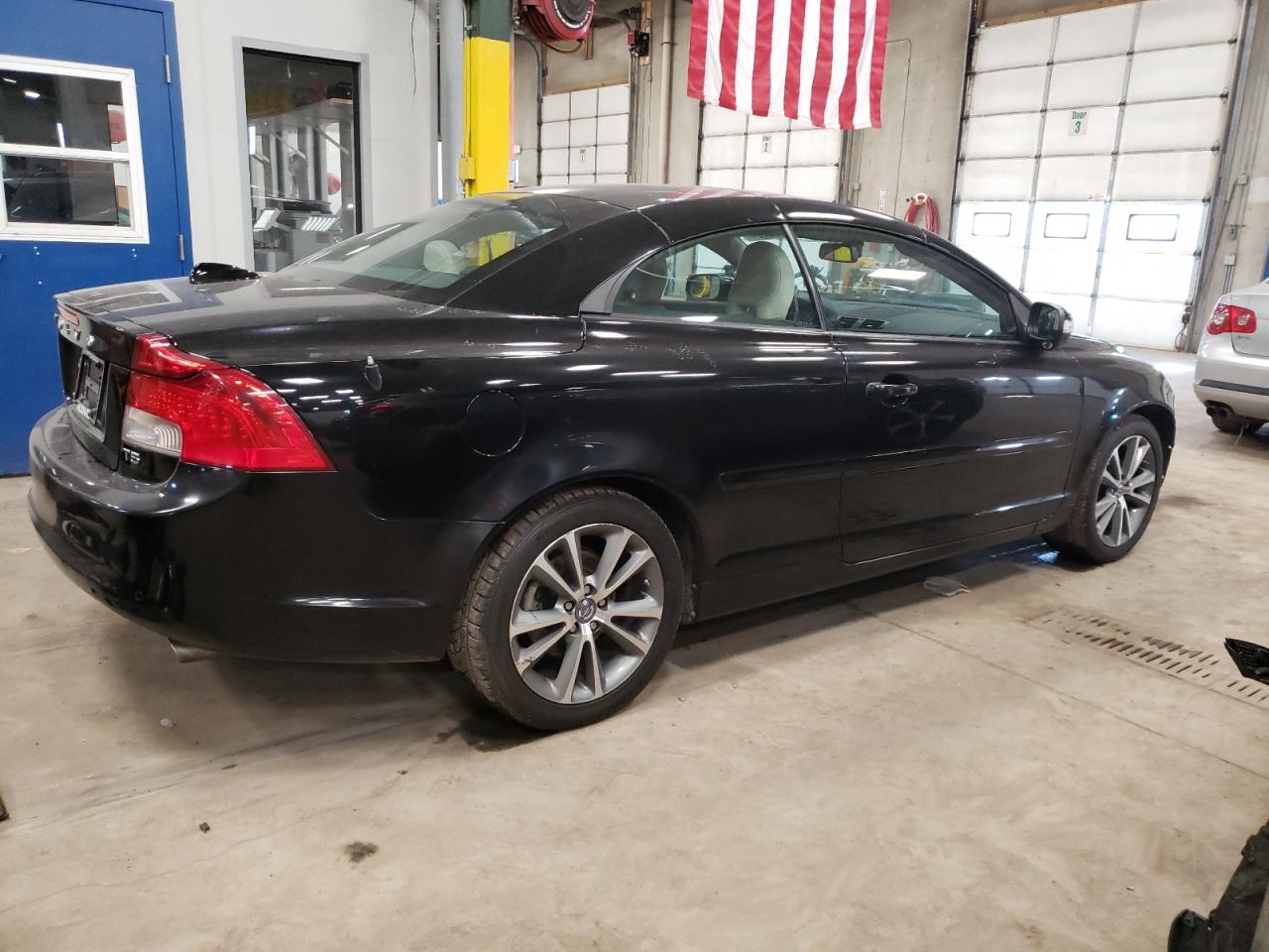 Photo 2 VIN: YV1672MC7DJ140840 - VOLVO C70 T5 