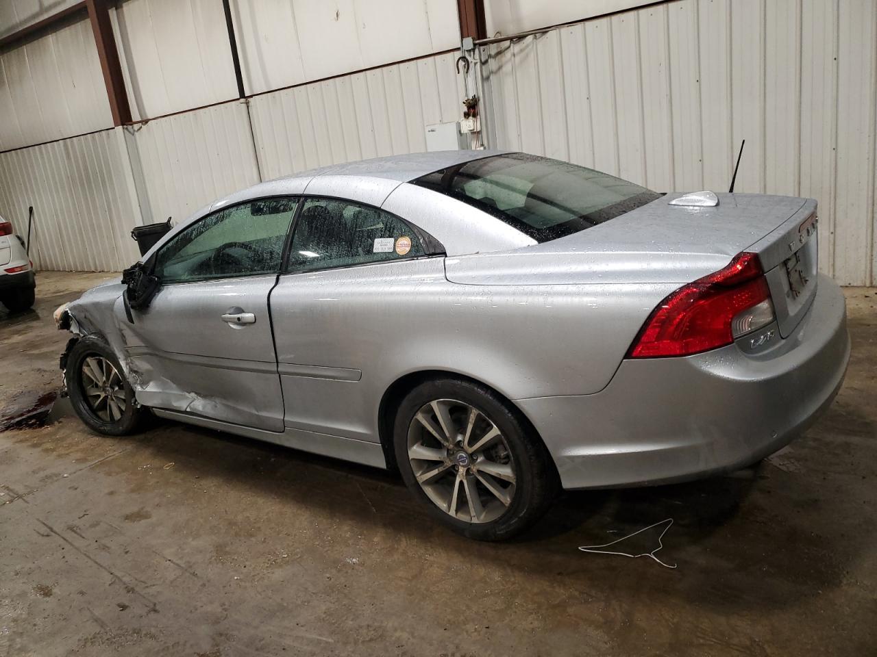 Photo 1 VIN: YV1672MCXCJ125070 - VOLVO C70 