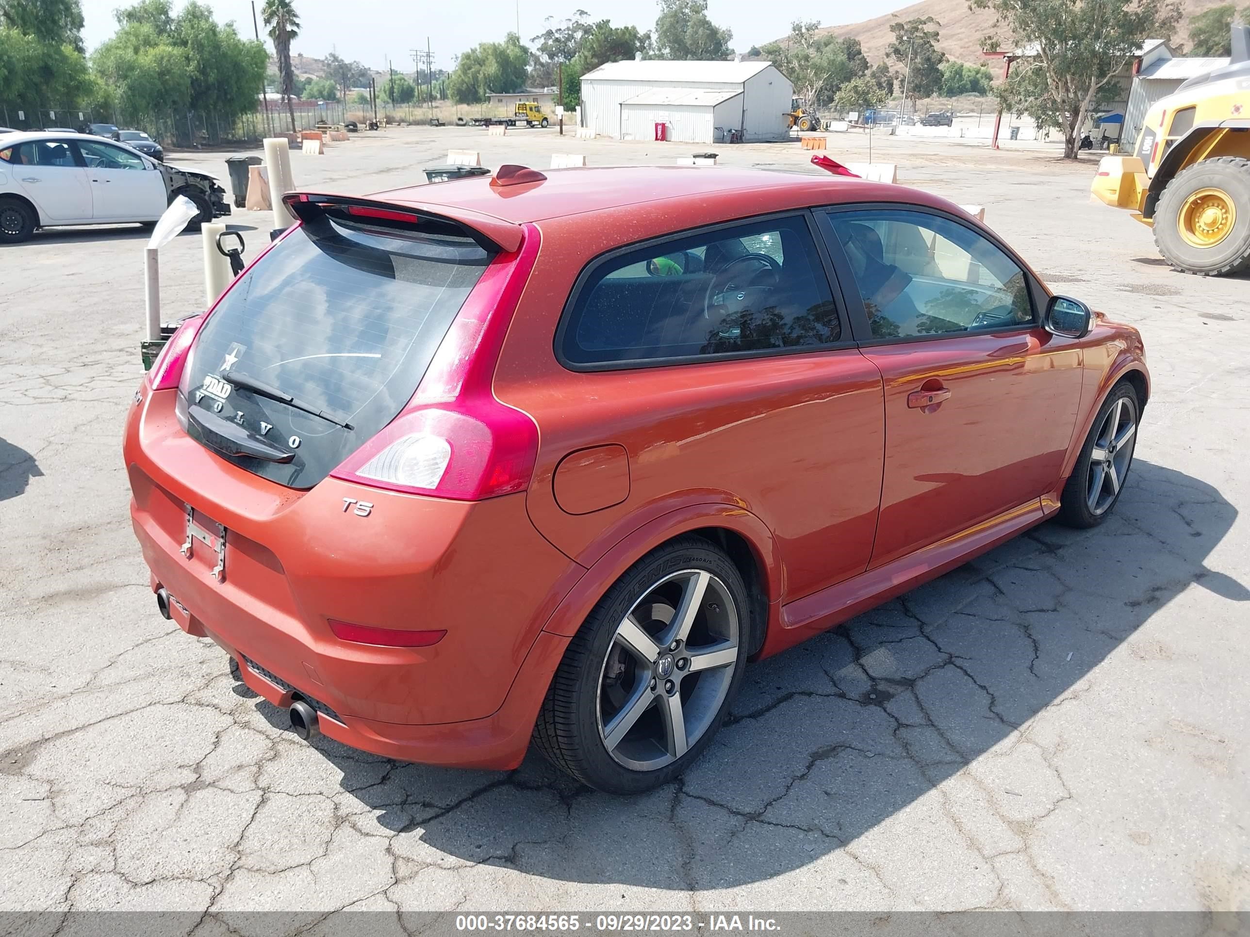 Photo 3 VIN: YV1672MK0B2192132 - VOLVO C30 