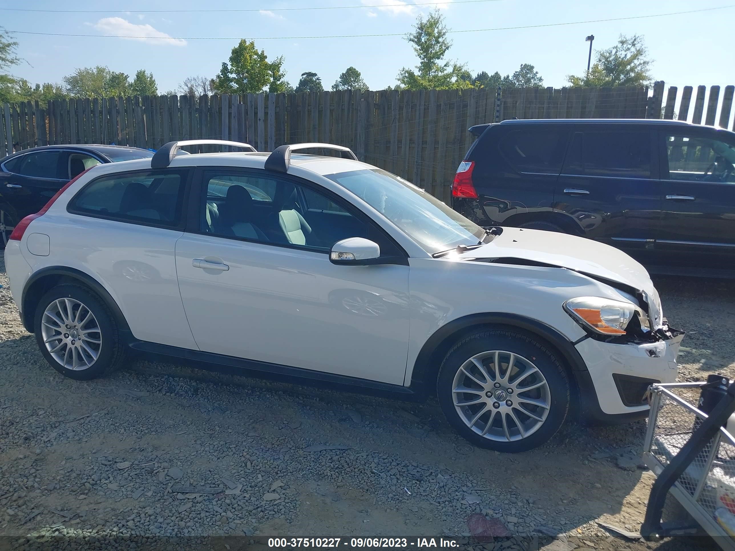 Photo 12 VIN: YV1672MK2B2243386 - VOLVO C30 