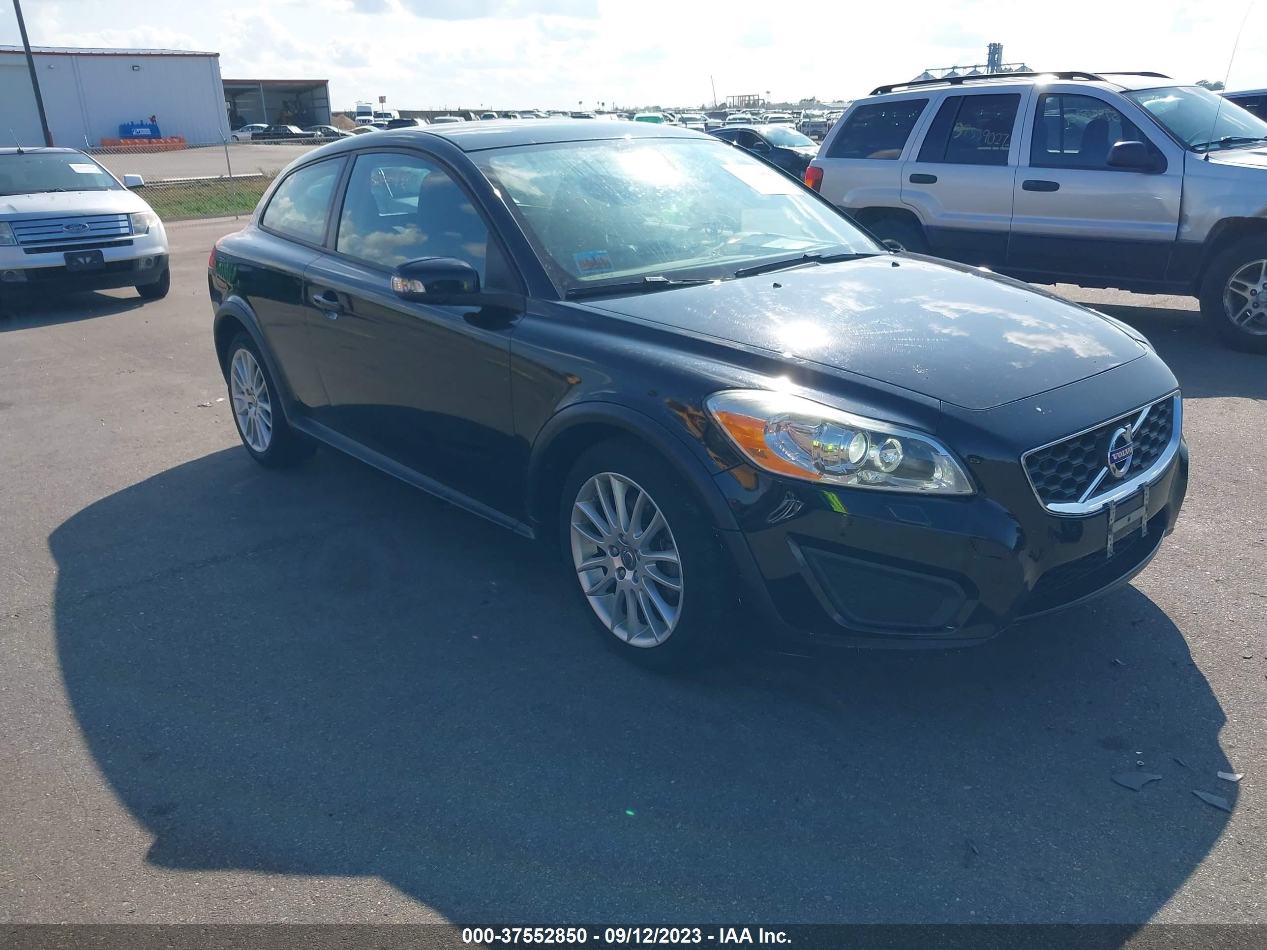 Photo 0 VIN: YV1672MK8B2228679 - VOLVO C30 