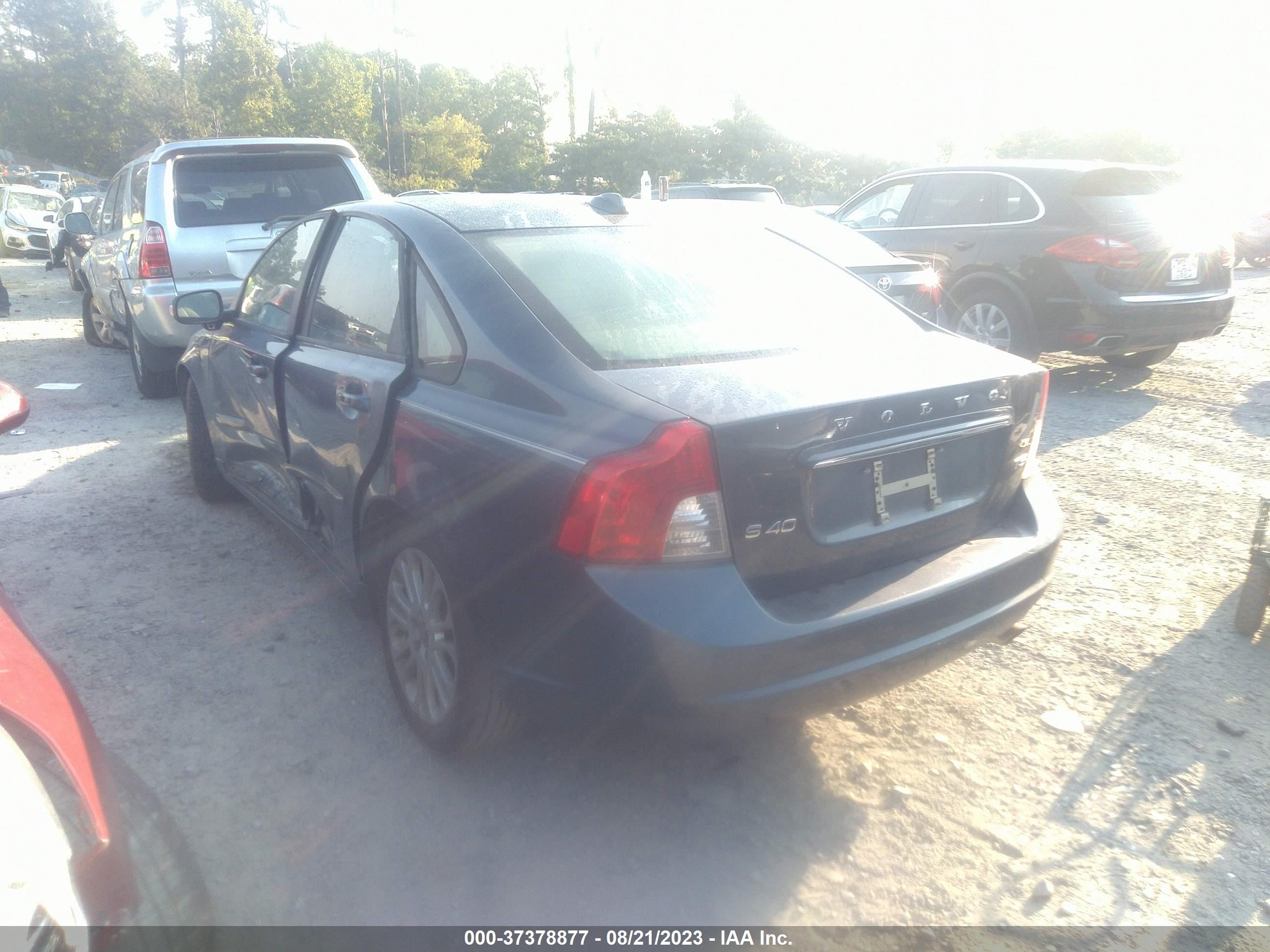 Photo 2 VIN: YV1672MS9B2546875 - VOLVO S40 