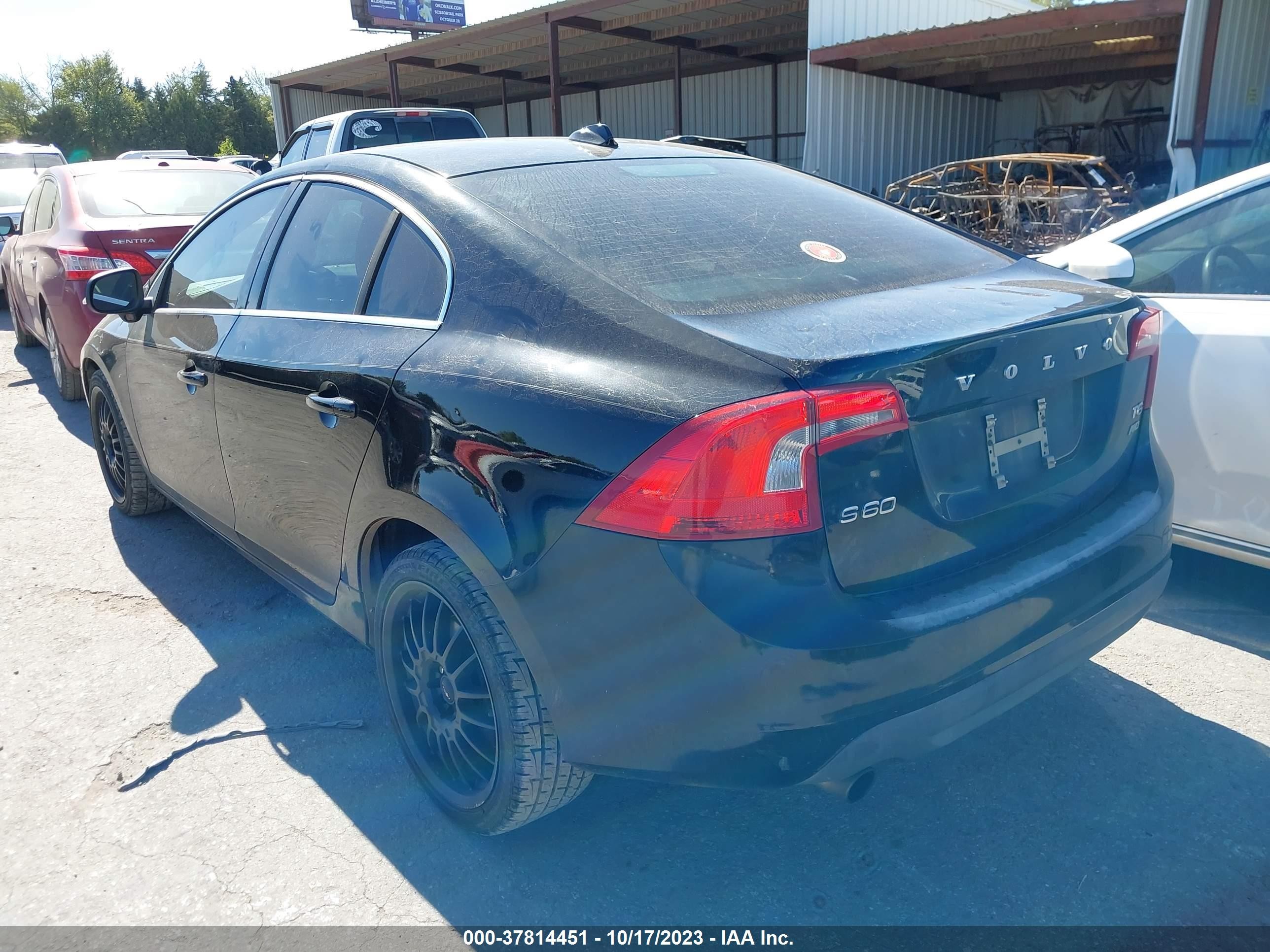 Photo 2 VIN: YV1902FH2B2005265 - VOLVO S60 