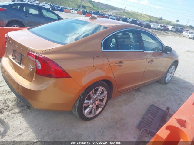 Photo 3 VIN: YV1902FH3B2017490 - VOLVO S60 