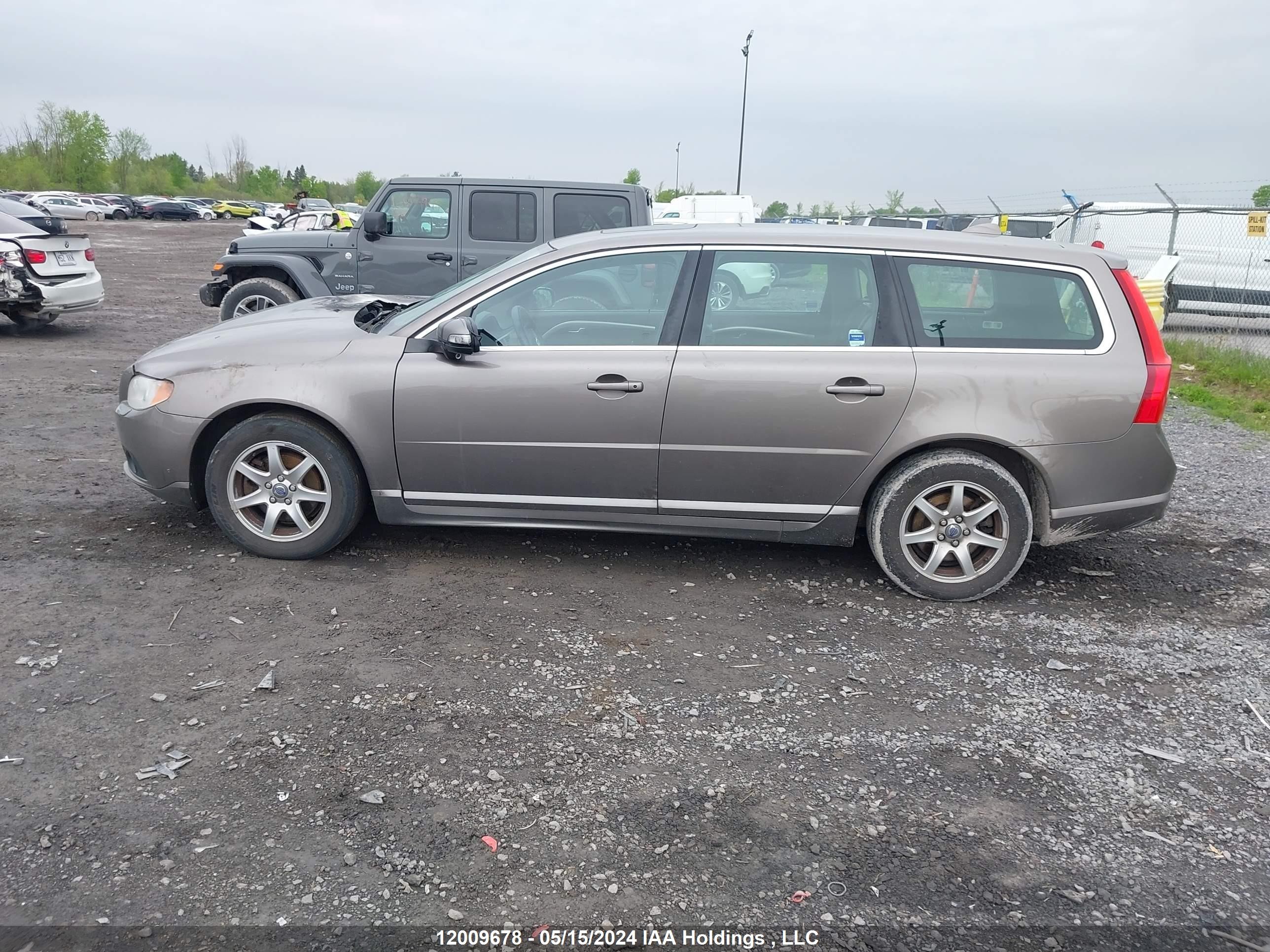 Photo 13 VIN: YV1982BW1A1155269 - VOLVO V70 