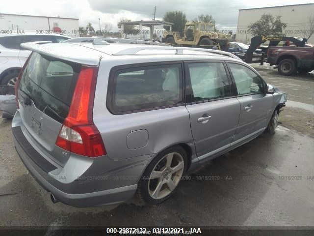 Photo 3 VIN: YV1982BW6A1122607 - VOLVO V70 