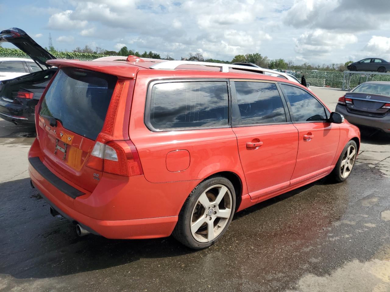 Photo 2 VIN: YV1982BWXA1123050 - VOLVO V70 