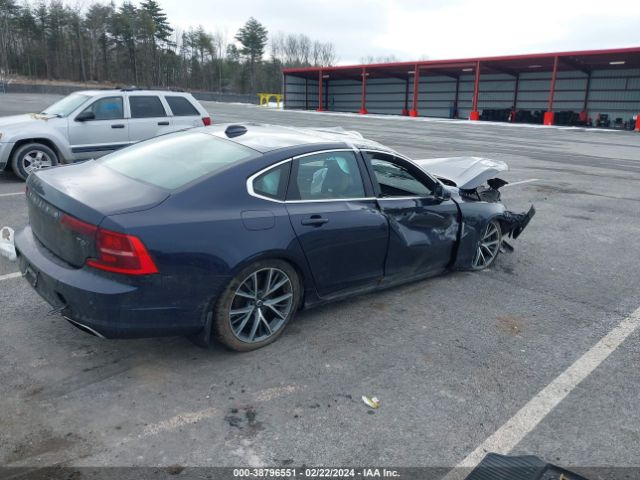 Photo 3 VIN: YV1A22MK4H1015297 - VOLVO S90 