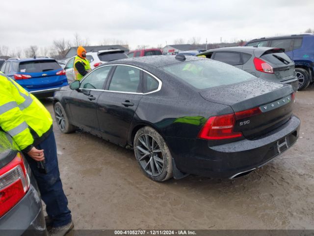 Photo 2 VIN: YV1A22MK4H1015784 - VOLVO S90 