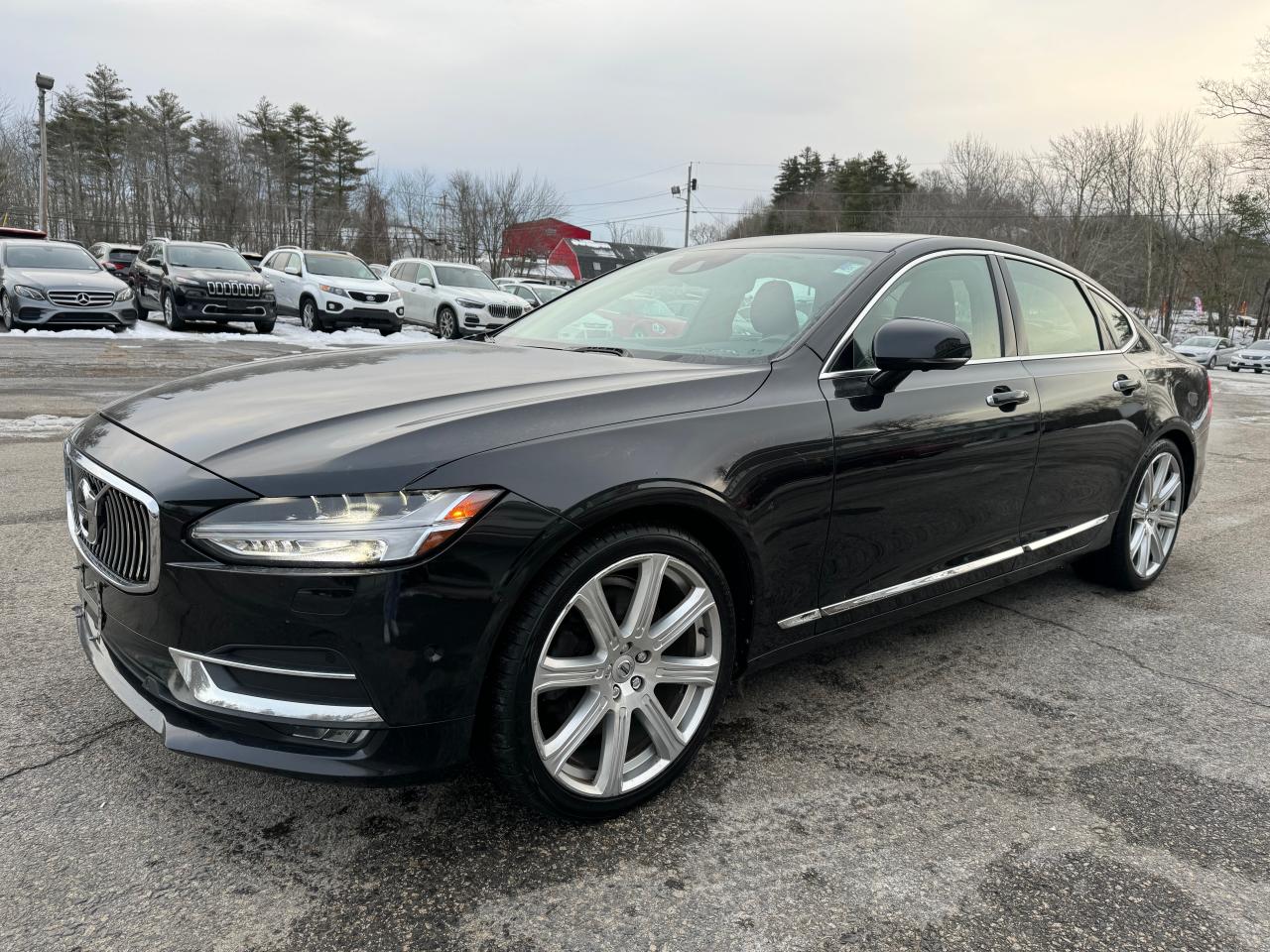 Photo 2 VIN: YV1A22MLXH1003308 - VOLVO S90 