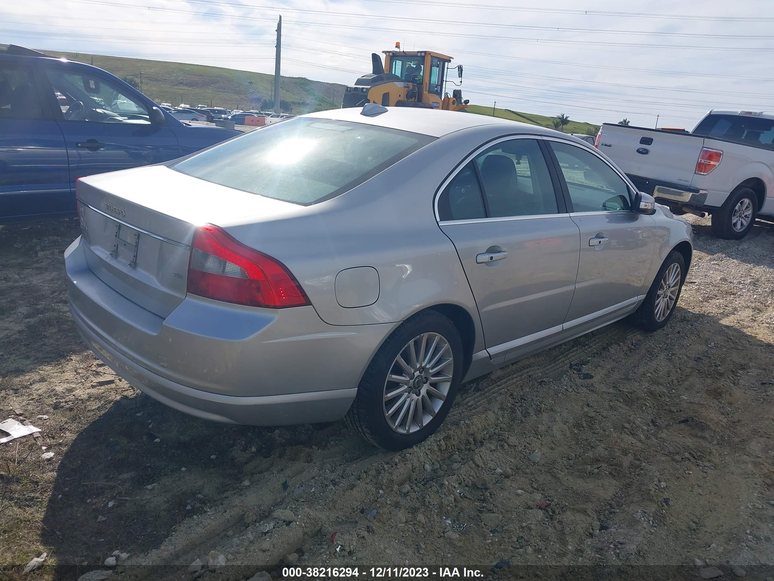 Photo 3 VIN: YV1AS982681073592 - VOLVO S80 