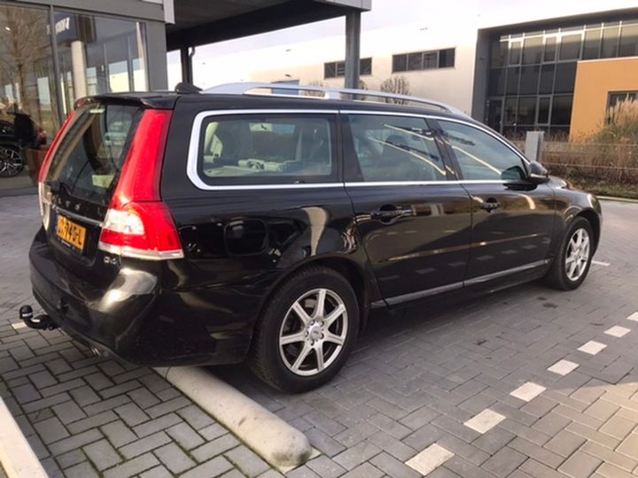 Photo 3 VIN: YV1BW7381G1373826 - VOLVO V70 