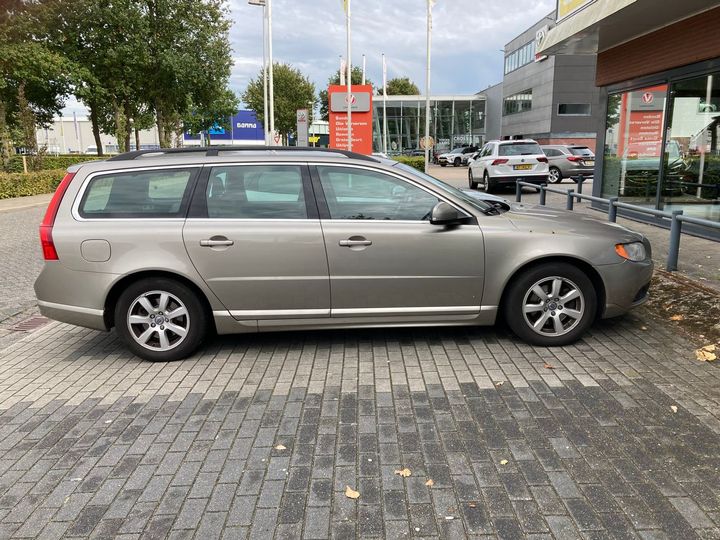 Photo 17 VIN: YV1BW84A1C1226475 - VOLVO V70 