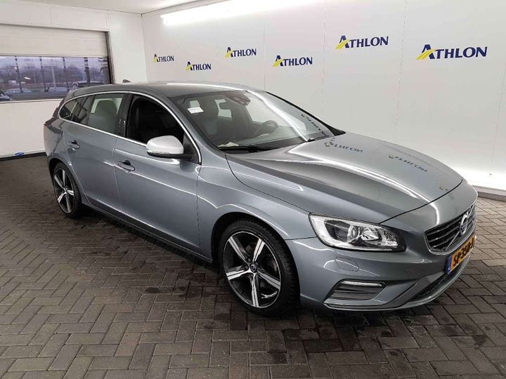 Photo 2 VIN: YV1FW41L1J2408261 - VOLVO V60 