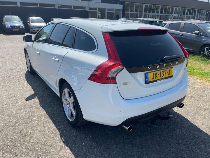 Photo 2 VIN: YV1FW485BC1063741 - VOLVO V60 