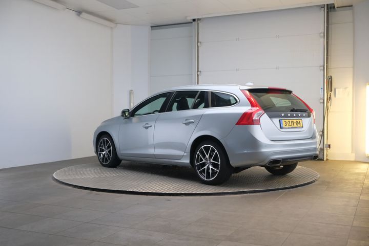 Photo 3 VIN: YV1FW7381F1228232 - VOLVO V60 