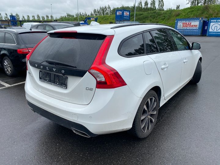 Photo 2 VIN: YV1FW74C1J2407157 - VOLVO V60 