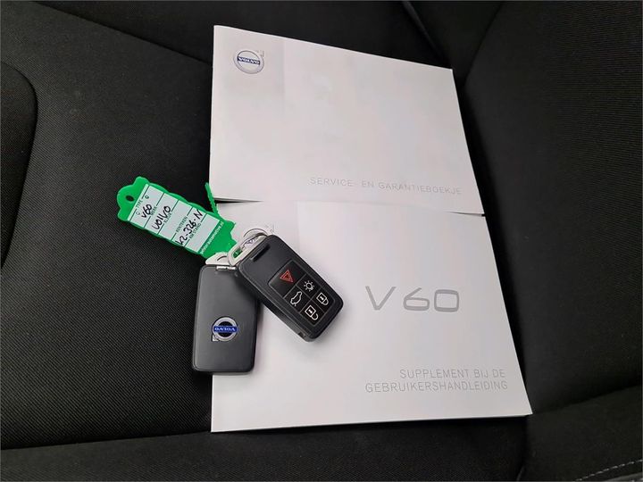 Photo 4 VIN: YV1FW7880H1346009 - VOLVO V60 