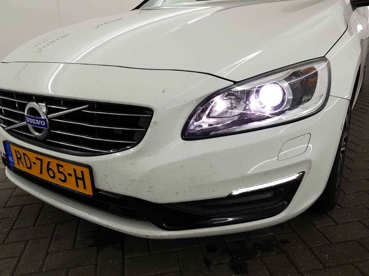 Photo 11 VIN: YV1FW78C0J2385436 - VOLVO V60 