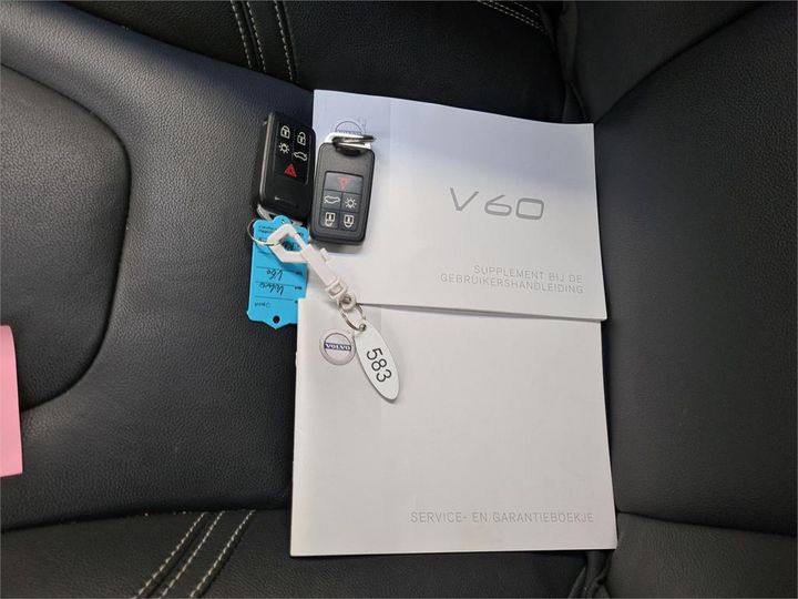 Photo 9 VIN: YV1FW78C0J2393002 - VOLVO V60 