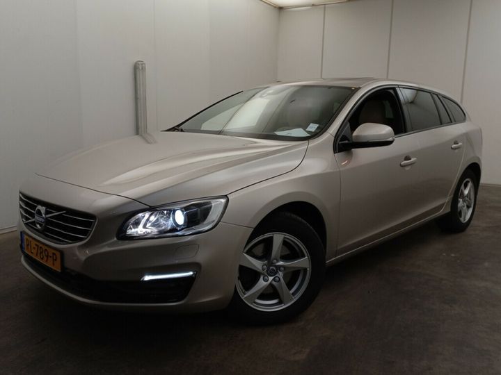 Photo 1 VIN: YV1FW7980J2391575 - VOLVO V60 