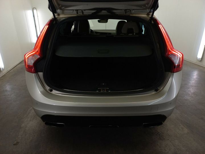 Photo 27 VIN: YV1FW7980J2391575 - VOLVO V60 