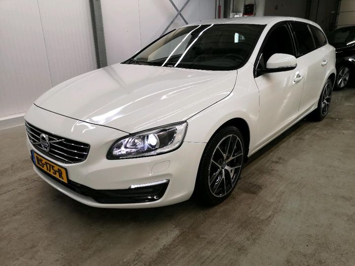 Photo 1 VIN: YV1FW7980J2394882 - VOLVO V60 