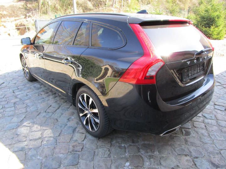 Photo 3 VIN: YV1FW79C0J2398225 - VOLVO V60 ESTATE 