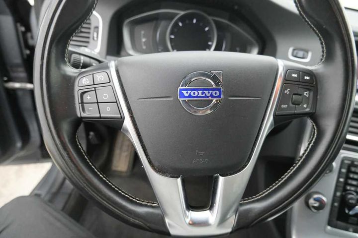 Photo 29 VIN: YV1FW79C1J2405567 - VOLVO V60 &#3911 