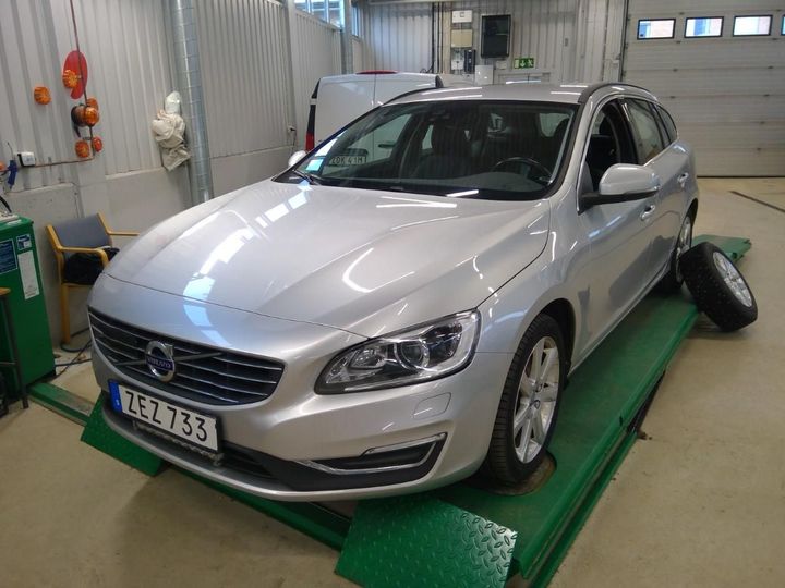 Photo 1 VIN: YV1FWA5C6J2396050 - VOLVO V60 