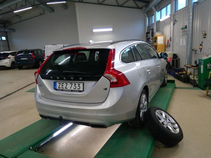 Photo 2 VIN: YV1FWA5C6J2396050 - VOLVO V60 