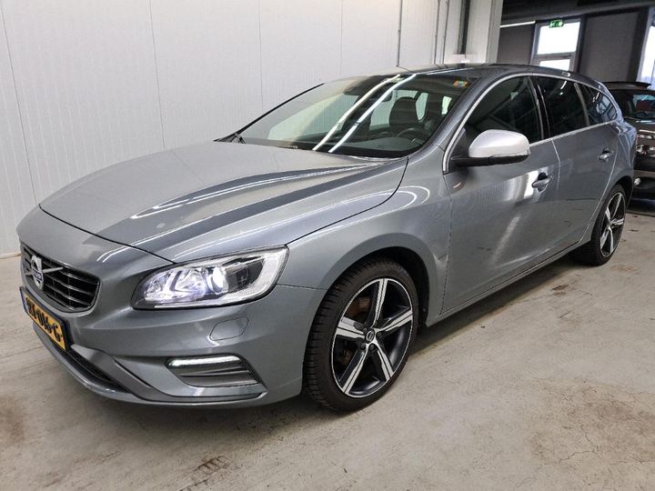 Photo 1 VIN: YV1FWA8C1J2395510 - VOLVO V60 