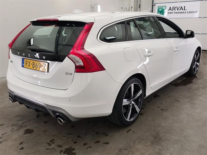 Photo 2 VIN: YV1FWA8C1J2396076 - VOLVO V60 